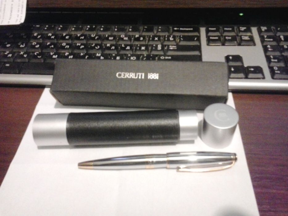 Шариковая серебристая ручка Cerruti 1881