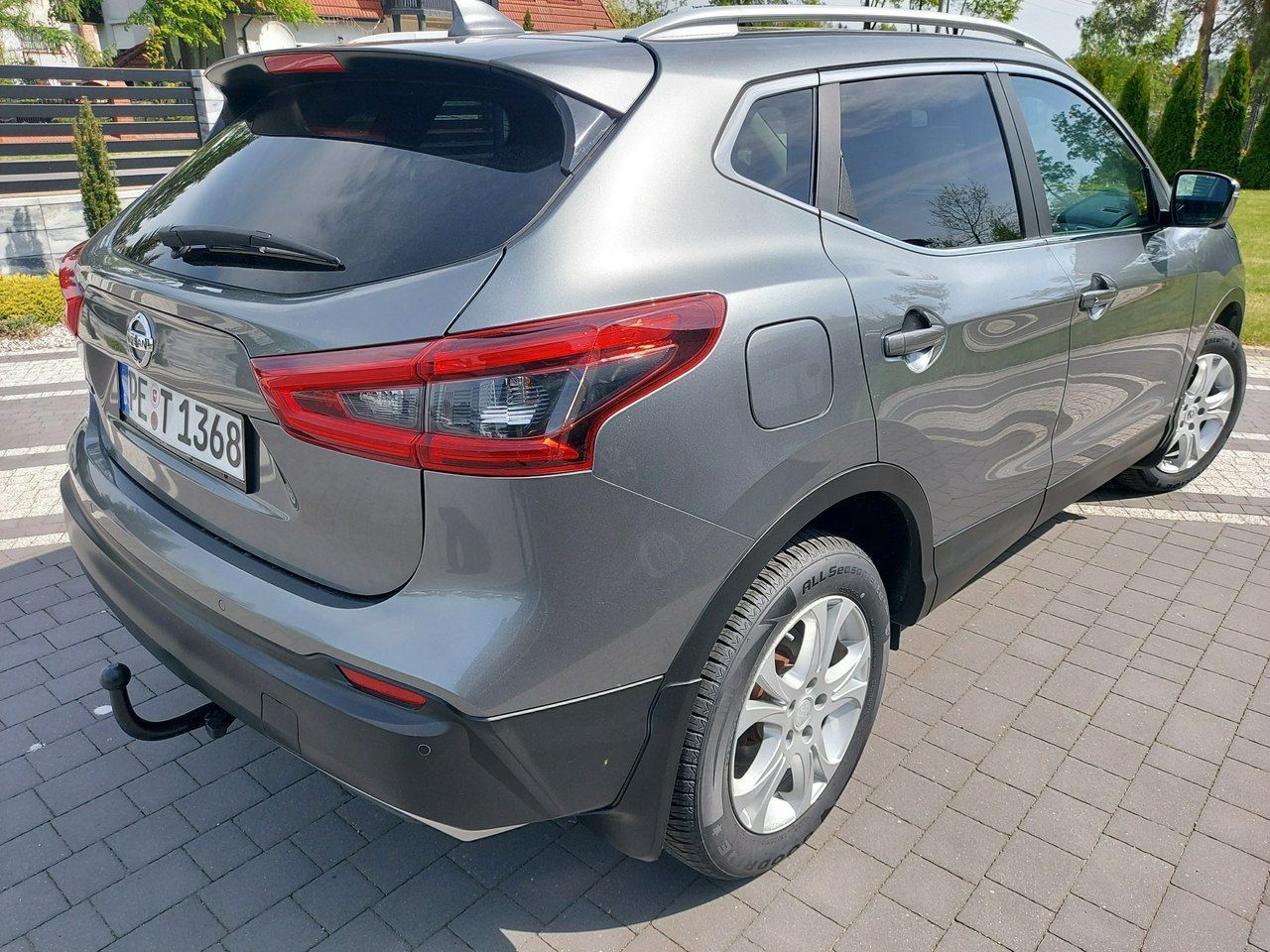 Nissan Qashqai xenon led kamera 360 automat super stan