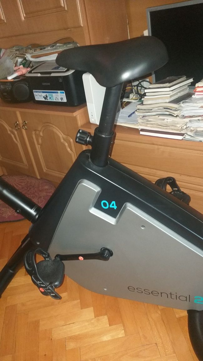 Sprzedam rower w stacjonarny Domyos Essential w super stanie