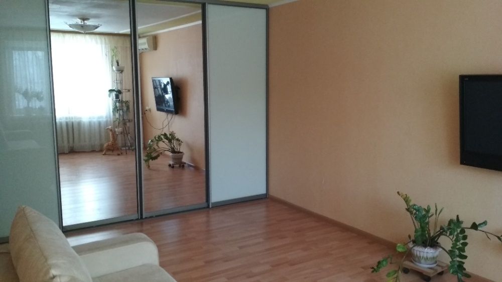 Продам 2х комнатную квартиру в Бортничах по ул. Евг. Харченка, 61