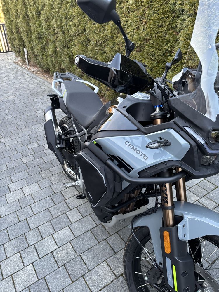 Cf moto 450 MT Salon ! (Kove benelli KTM )