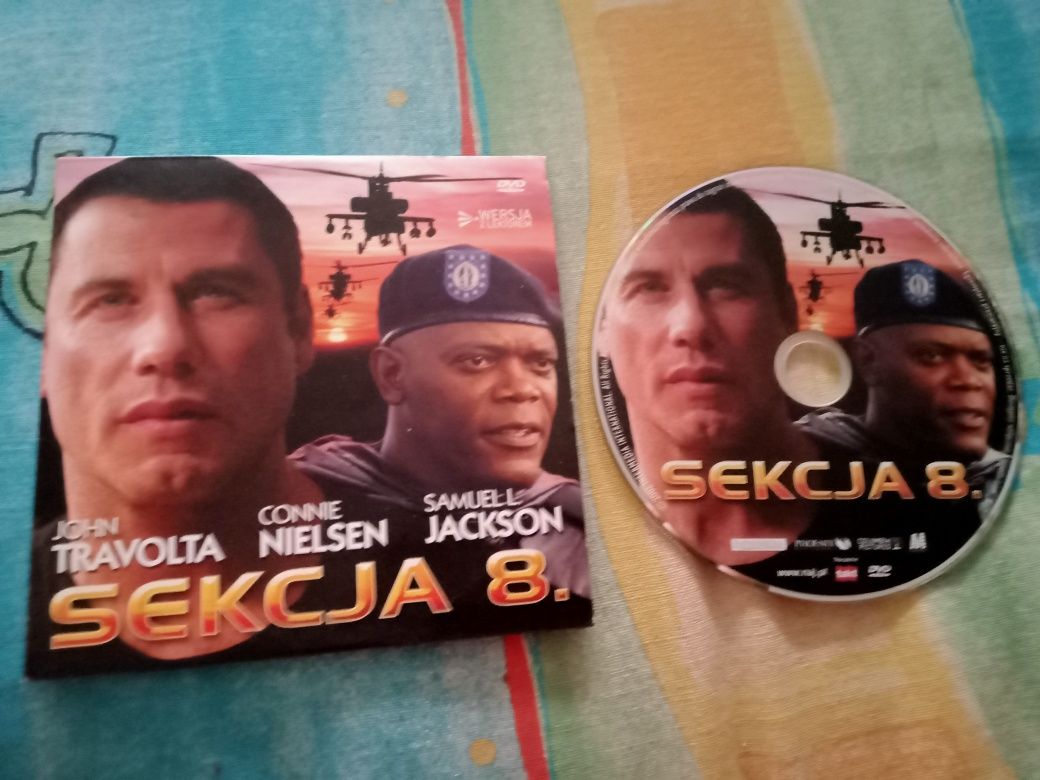 John Travolta Sekcja 8