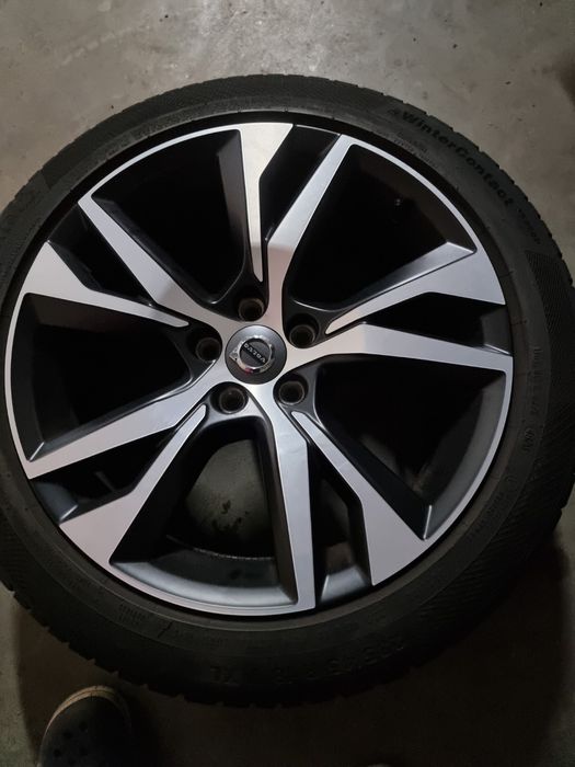 Koła 235/45 r 18; 18 m.in. do VOLVO EX30 S60 S90 II V40 V6