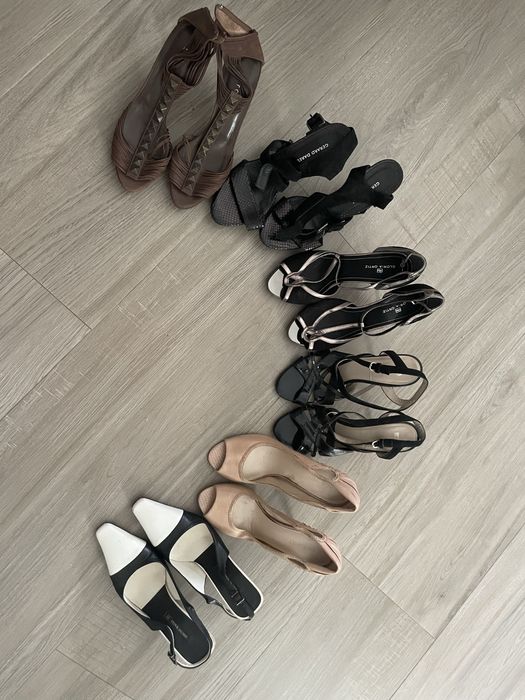 Sandálias e sapatos de marca
