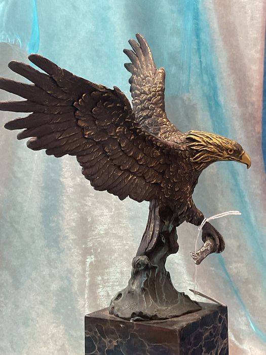 Escultura águia bronze 36 cm