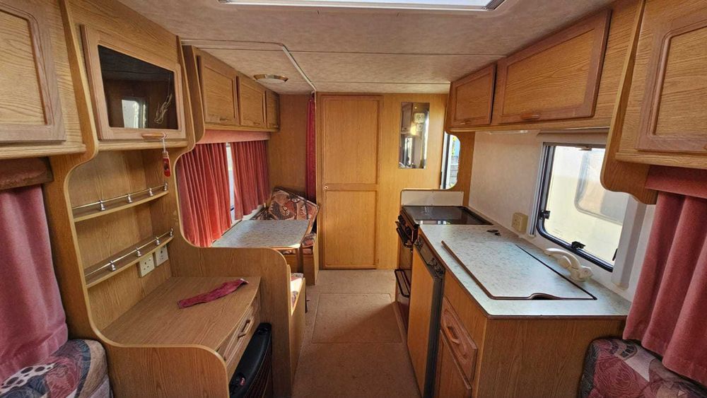 Caravana Inglesa Avondale Dark 515-4