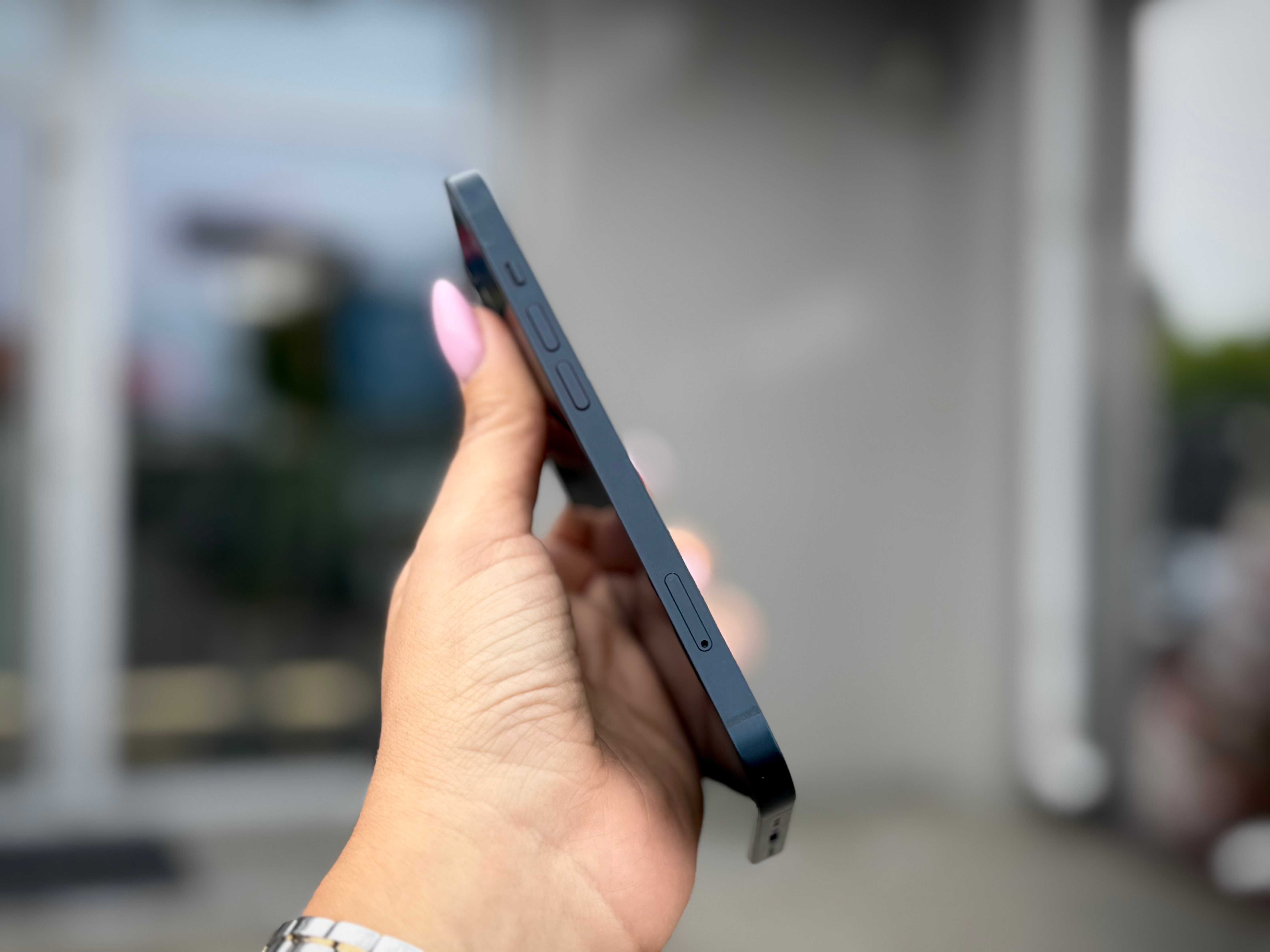 iPhone 13 128GB Midnight – jak nowy!
