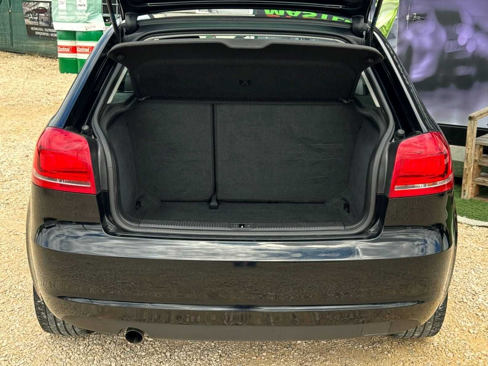 Audi A3 1.6 TDi- Garantia Incluída