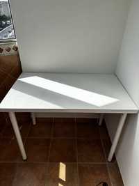 Mesa com cadeiras ikea