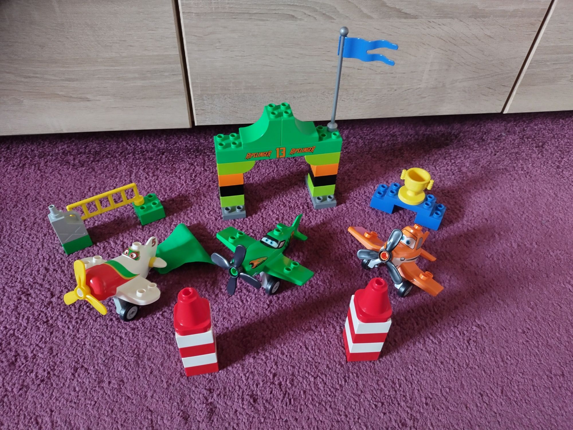 Powietrzny wyścig LEGO Duplo 10510