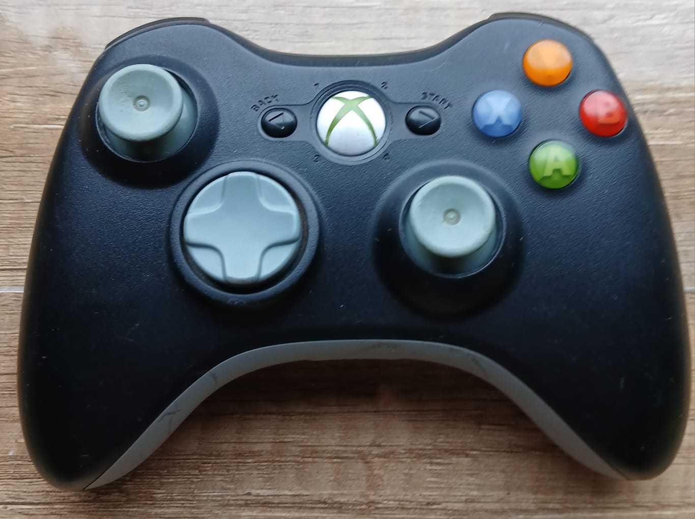Pad kontroler X-box 360 nr3 DO NAPRAWY