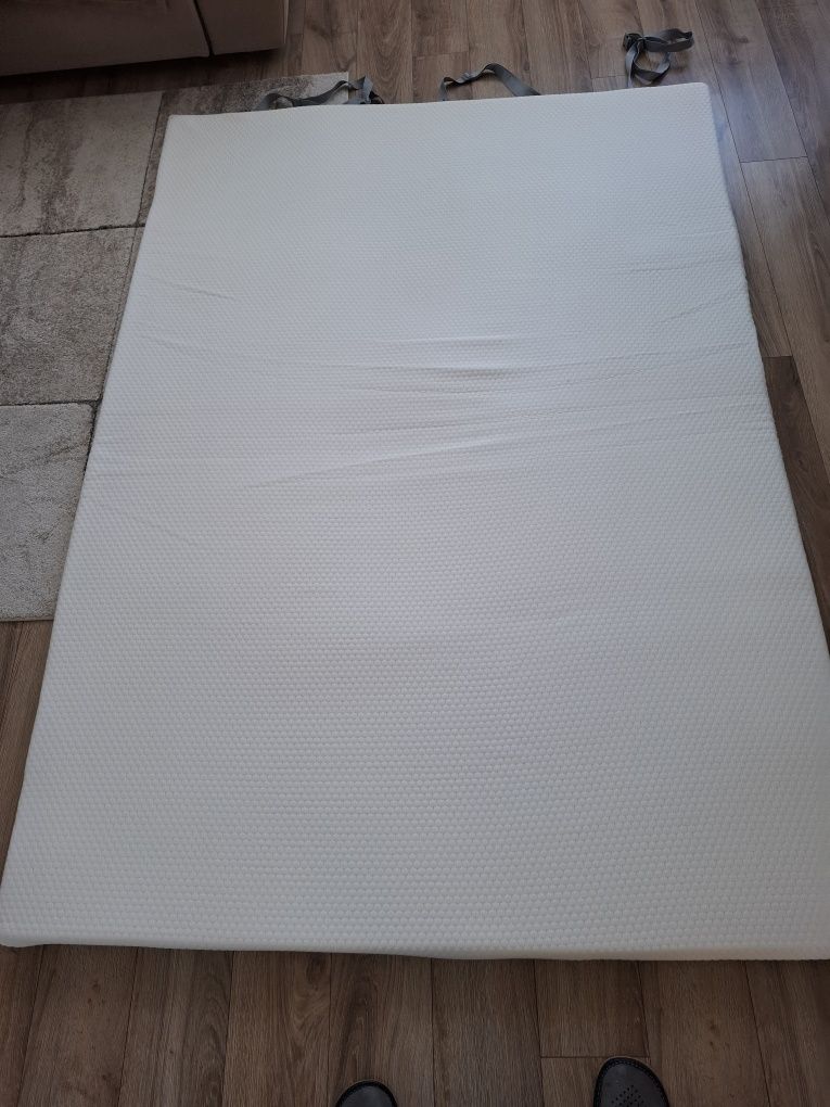 Sprzedam materac 140x200, dwu strony