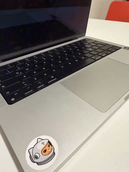 MacBook PRO 14’ 2021 16GB RAM 512 SSD