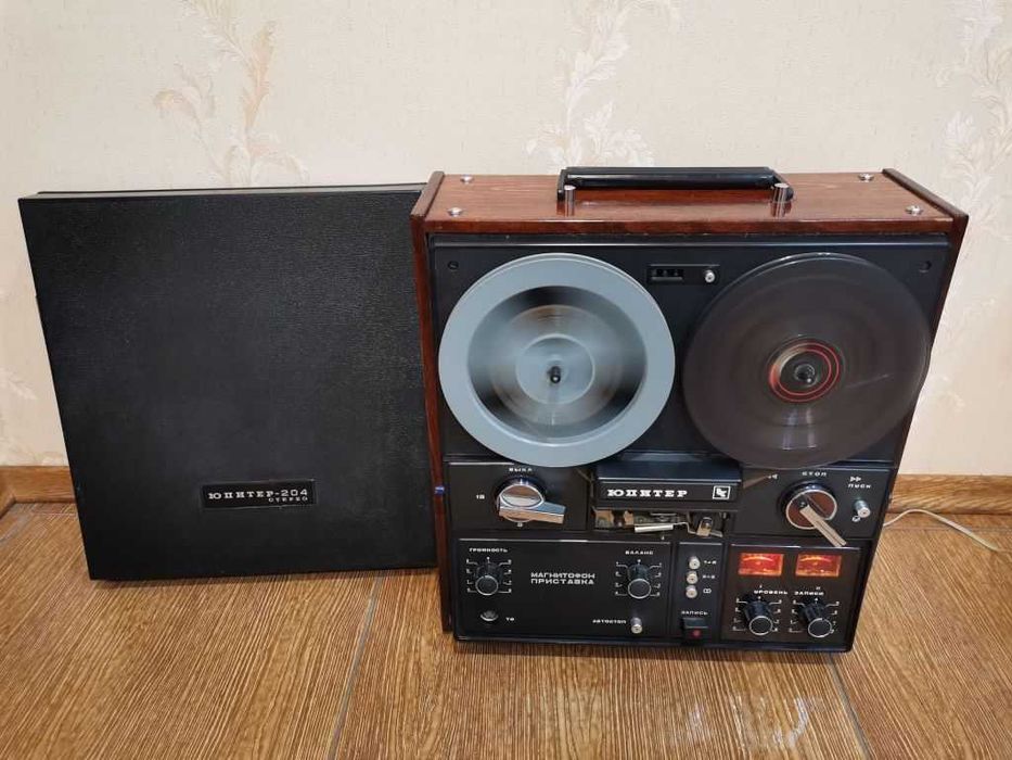 Магнитофон Юпитер 204