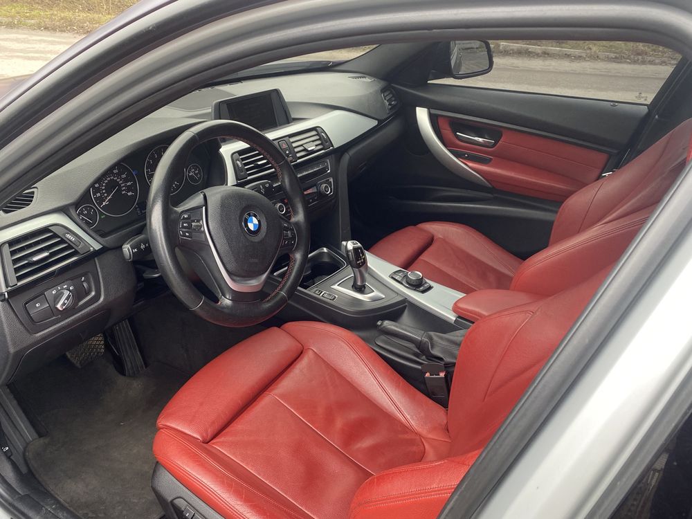 Bmw F30 2012 год