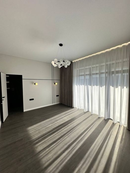 Будинок з новим дизайнерським ремонтом у Стоянці, 8 соток, 165 м2