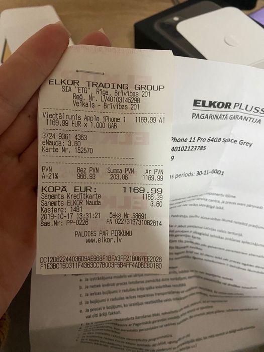 Продам iPhone 11 pro 64Gb