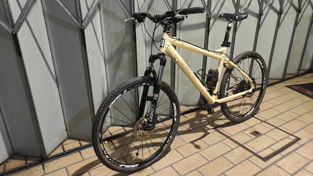 Haro Bike Flightline Expert Flightline Expert Sixty Sixty One Aluminum