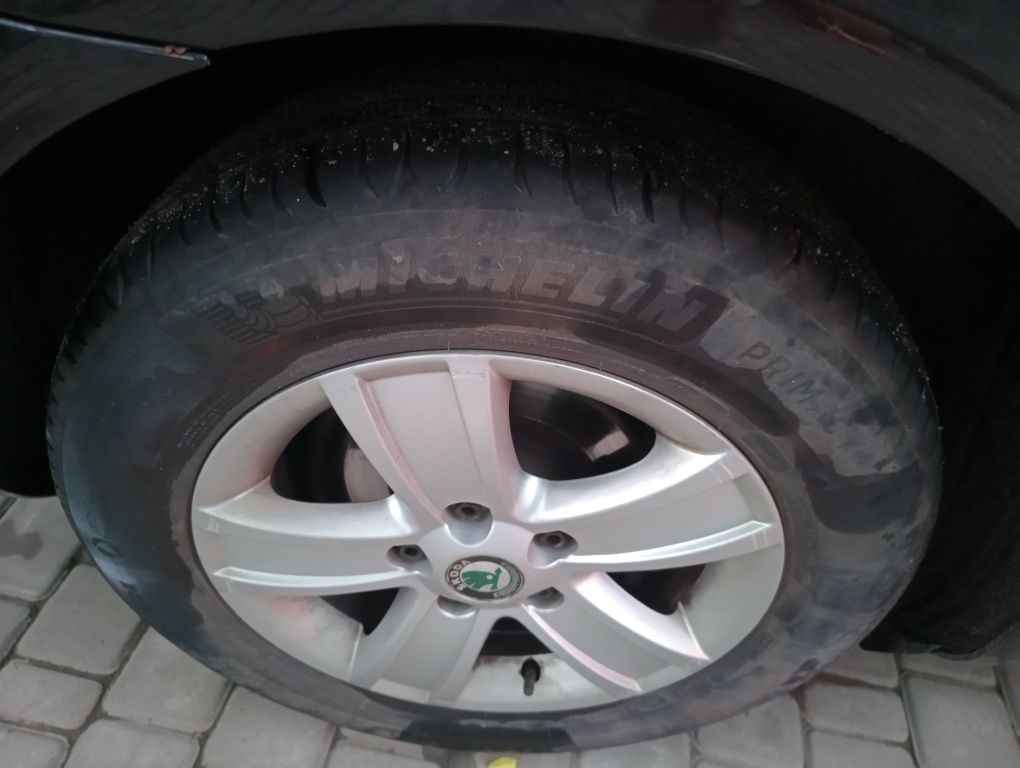 Продам своє авто Scoda oktavia