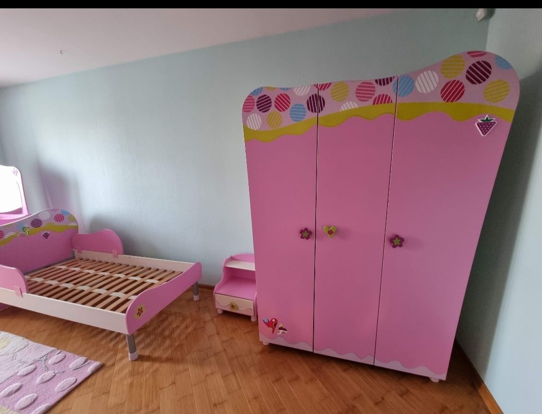 Дитячі меблі Cilek для дівчинки