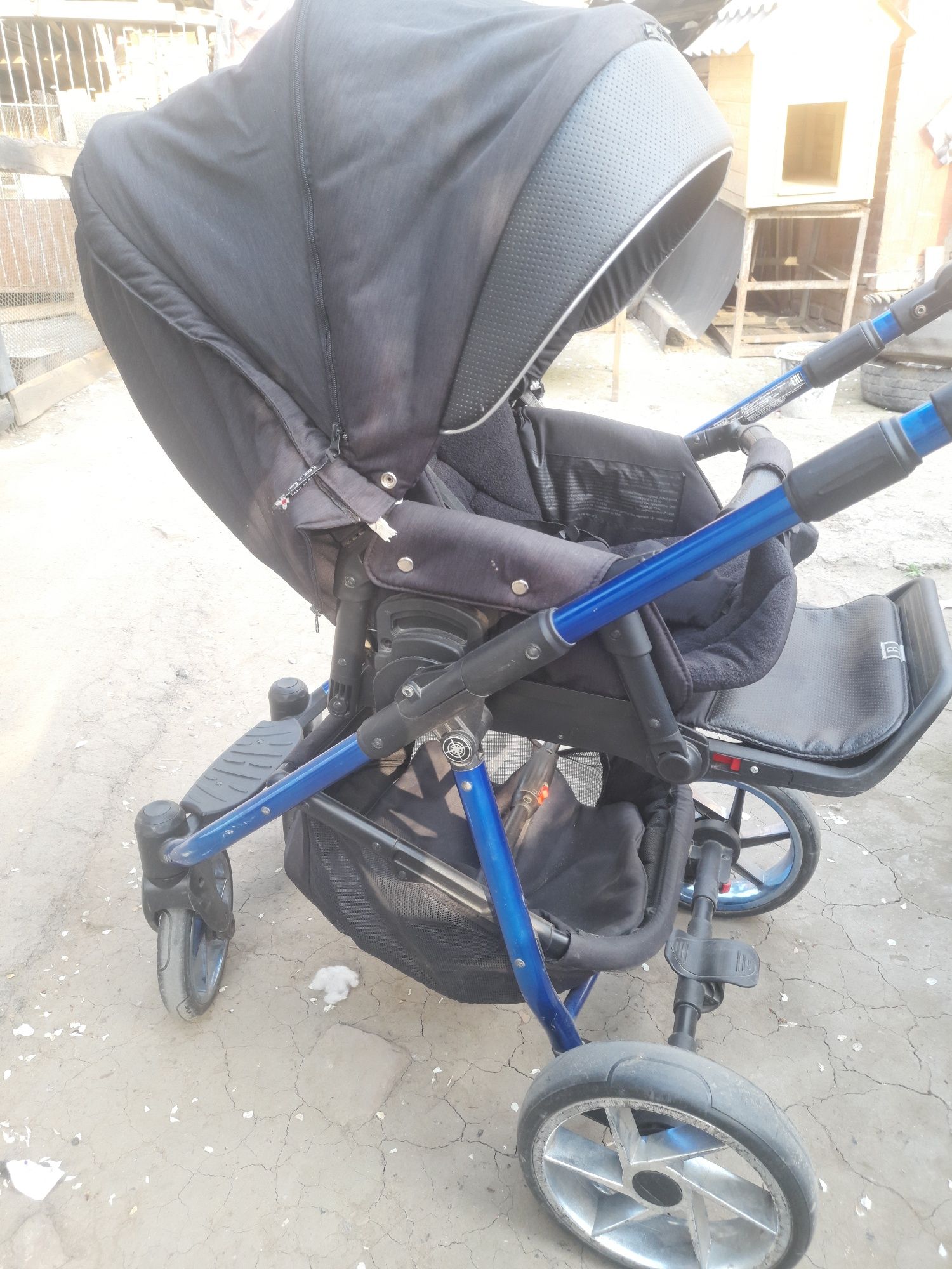 Срочно Продам детскую коляску