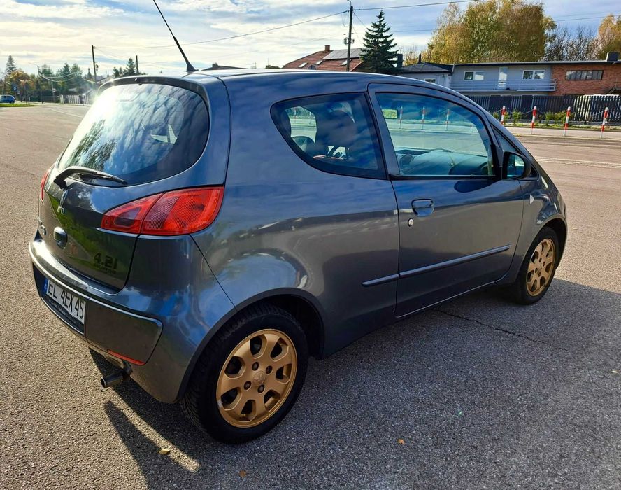 Mitsubishi Colt -