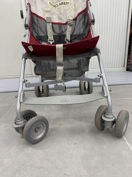 Carrinho de passeio Maclaren