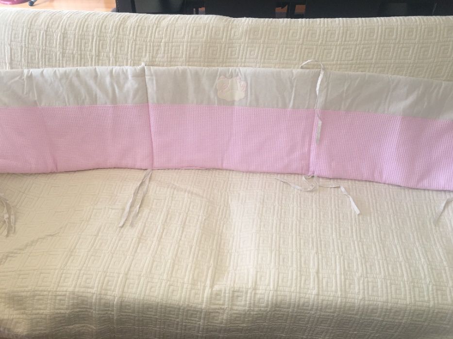 Colcha e resgardo para cama bebe menina - Nova
