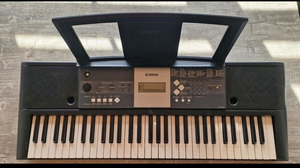 Синтезатор Yamaha ypt 230