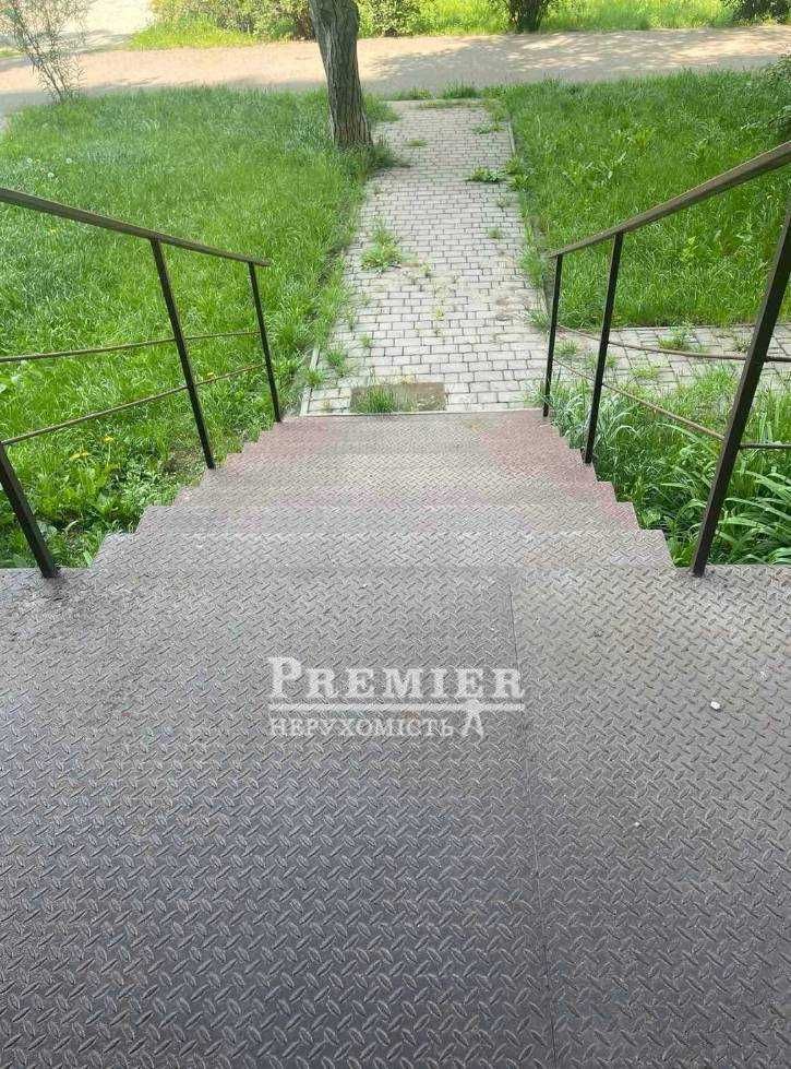 Продам комерційне приміщення.