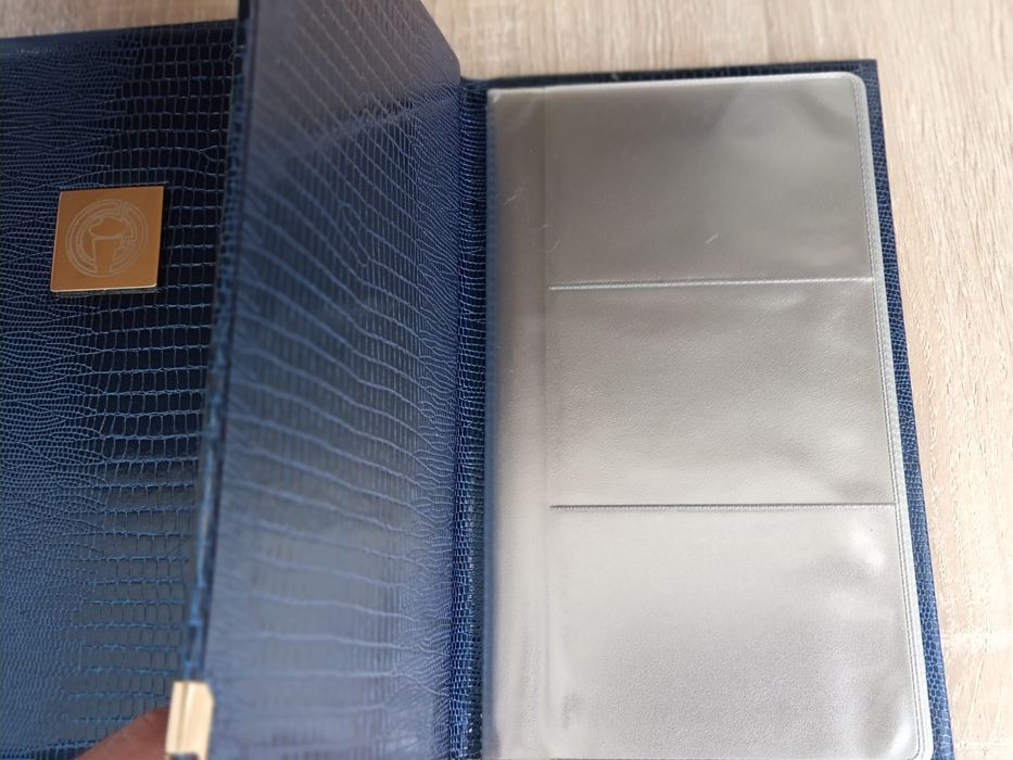 Подарочный набор (Визитница (72 шт.) + Блокнот (ежедневник))