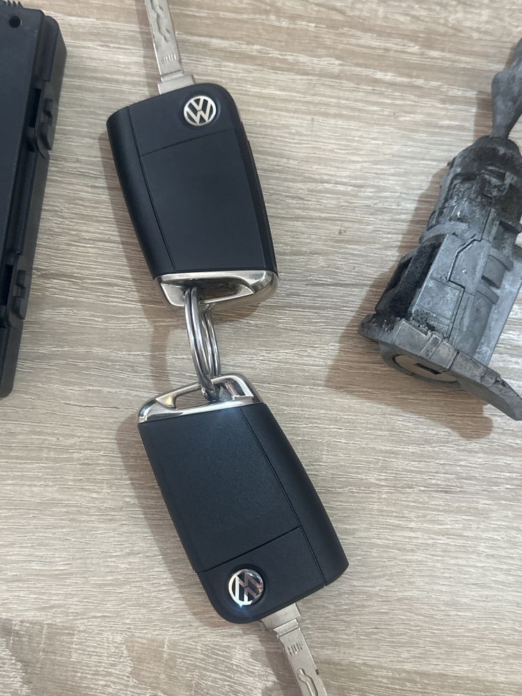 Klucz pilot VW Tiguan  5NA keyless MQB ID48 434mhz 5G6.959752AB zamek