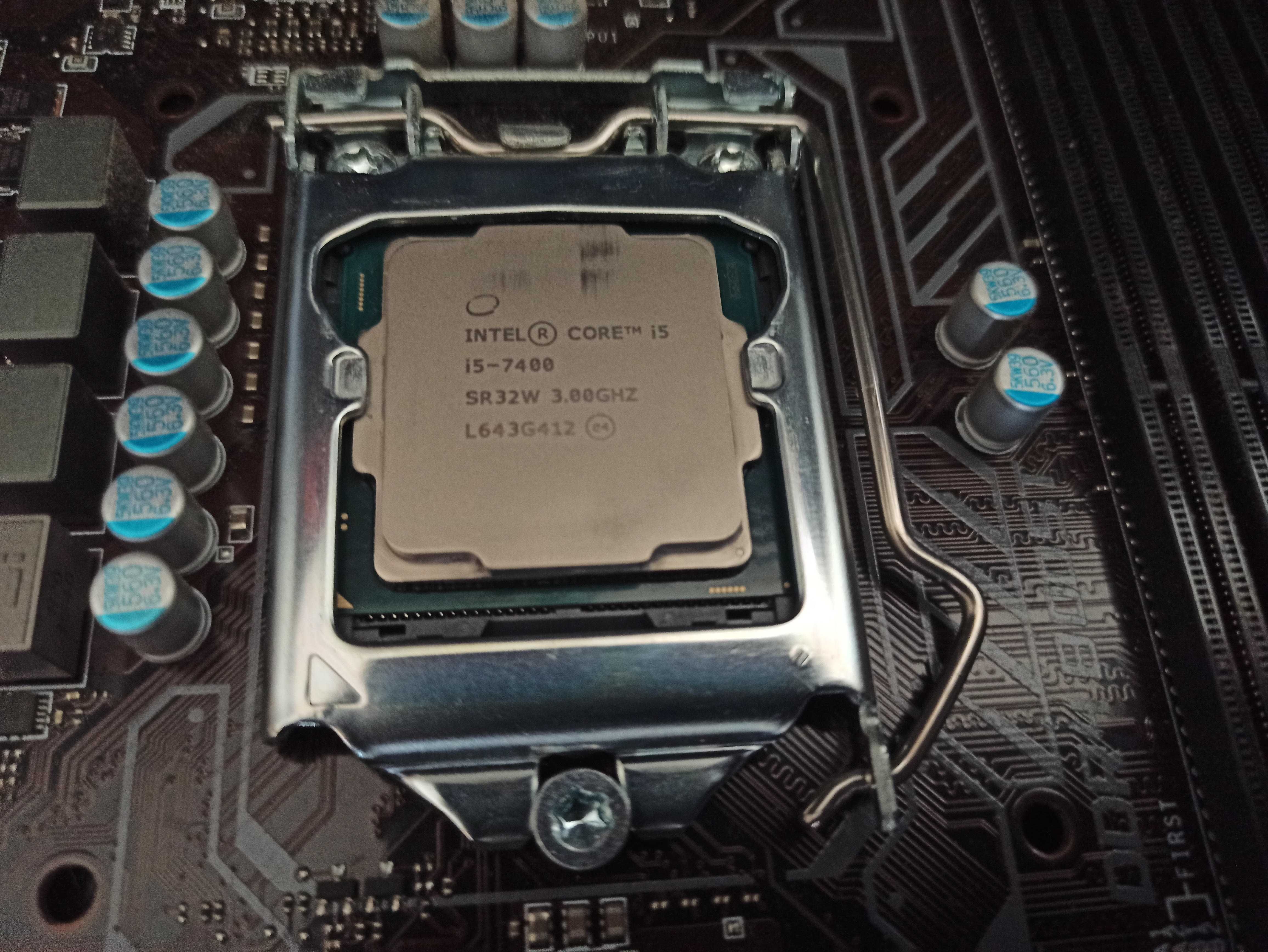 B250M PRO-VDH +INTEL CORE i5 - 7400 +GTX 1050 ti 4g OC +16GB RAM-2x8GB