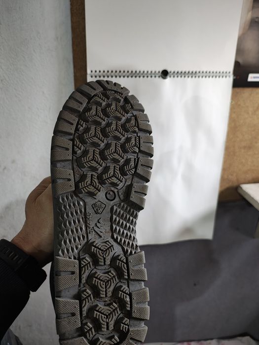 Śniegowce Quechua stan nowych butów. Rozmiar 43