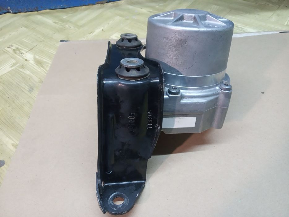 Электро усилитель Шкода Фабия на запчасти.