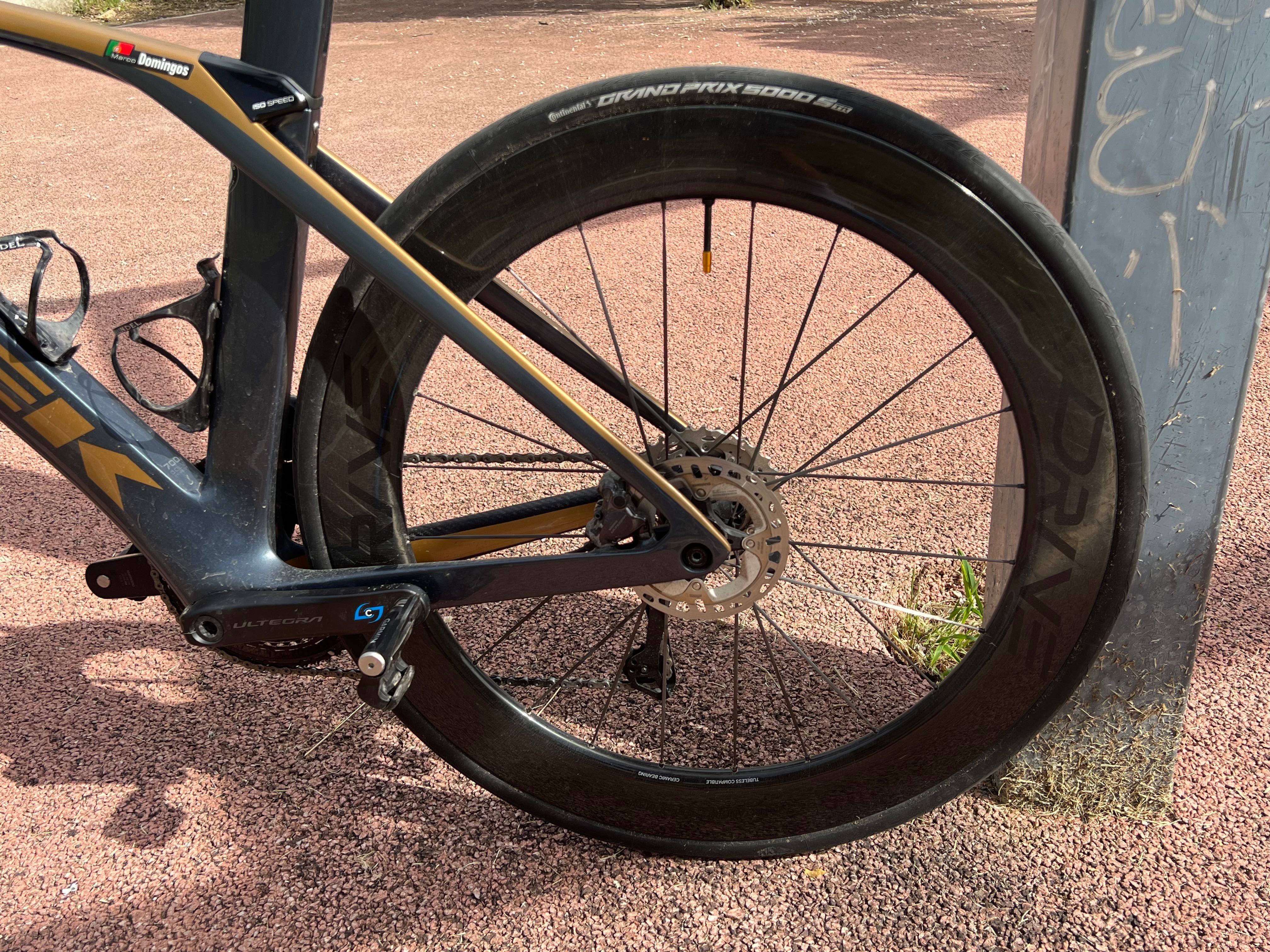Trek Madone SLR - Shimano Ultegra 12V - Rodas carbono
