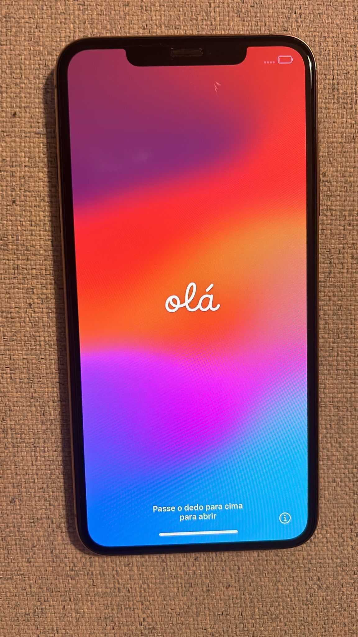 iphone 11 pro max em muito bom estado