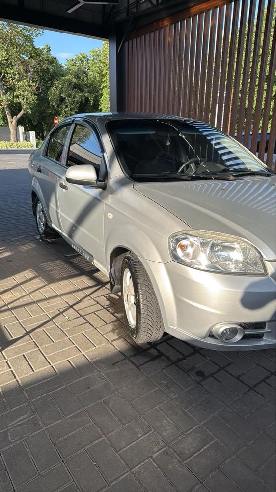 Продам Шевролет Авео 1.5 газ /бенз