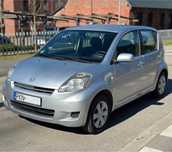 Daihatsu Sirion 1.0 2008 5D - Toyota Raty!