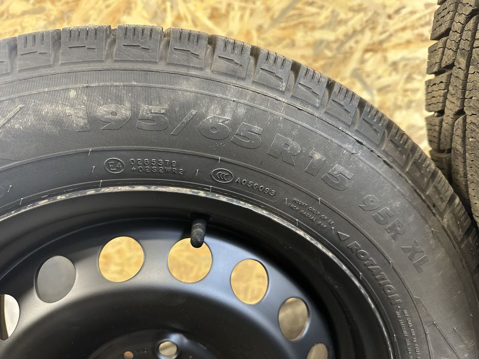 Колеса 195/65 R15 Зимові Nokian