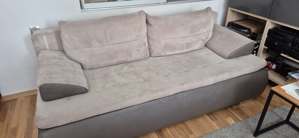 Sofa rozkładana dwu osobowa