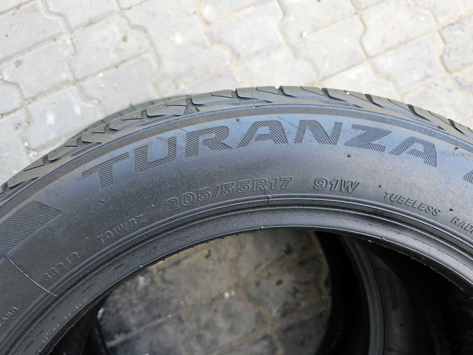Lato Bridgestone 205/55 R17 5.8mm