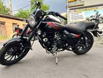 Мотоцикл Bajaj Avenger 220