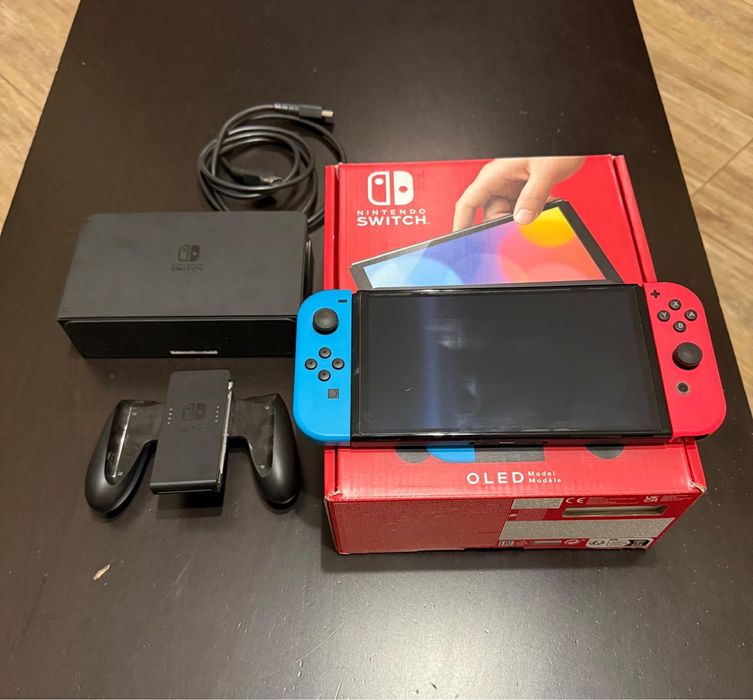 Ігрова консоль Nintendo Switch Oled