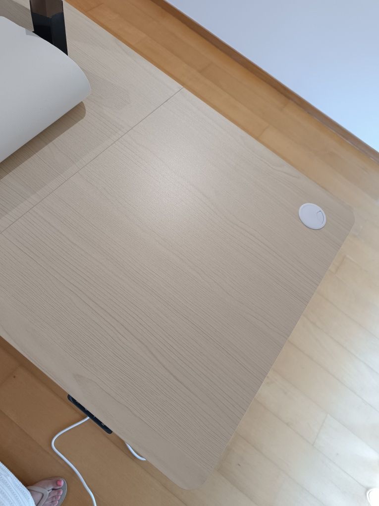 Secretária elevatória 140*60cm