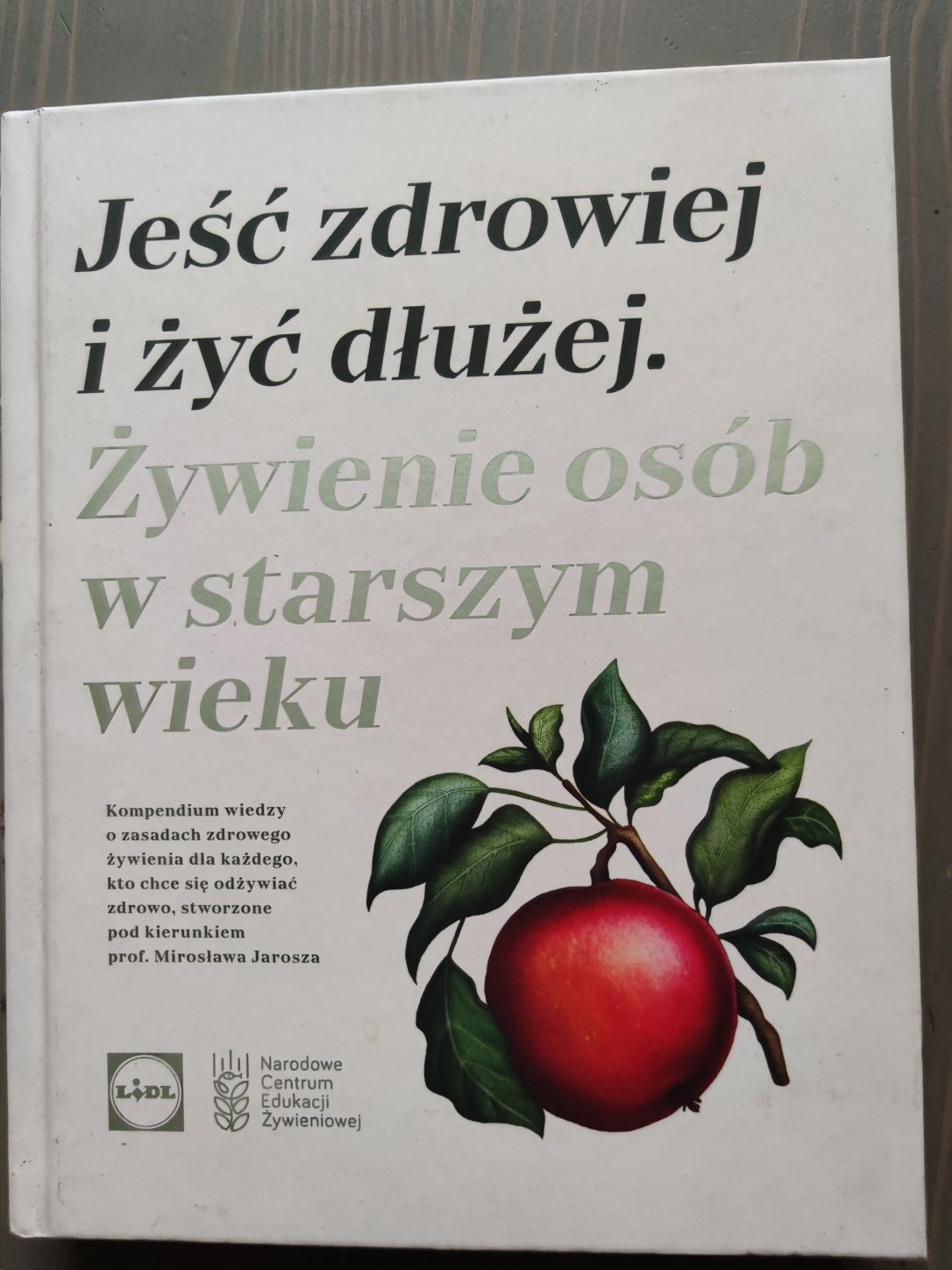 Książka kucharska m. in. Karol Okrasa