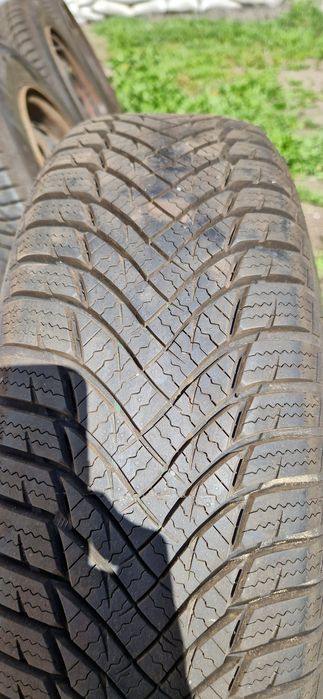 Komplet 4 opony zimowe z felgami 165/70 R14