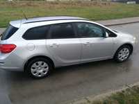 Opel Astra  1.4 b turbo 2011