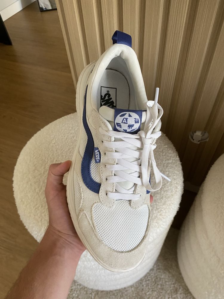 Vans ultrarange