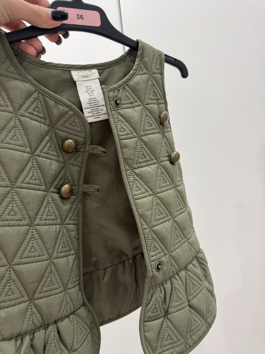 Жилетка безрукавка 2-3 роки 92-98 розмір